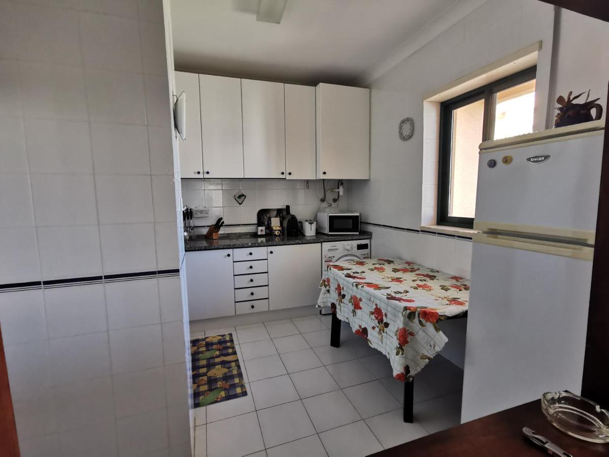 Logement Terrain De Tennis/Piscine 800M De La Mer Portimão Zewnętrze zdjęcie